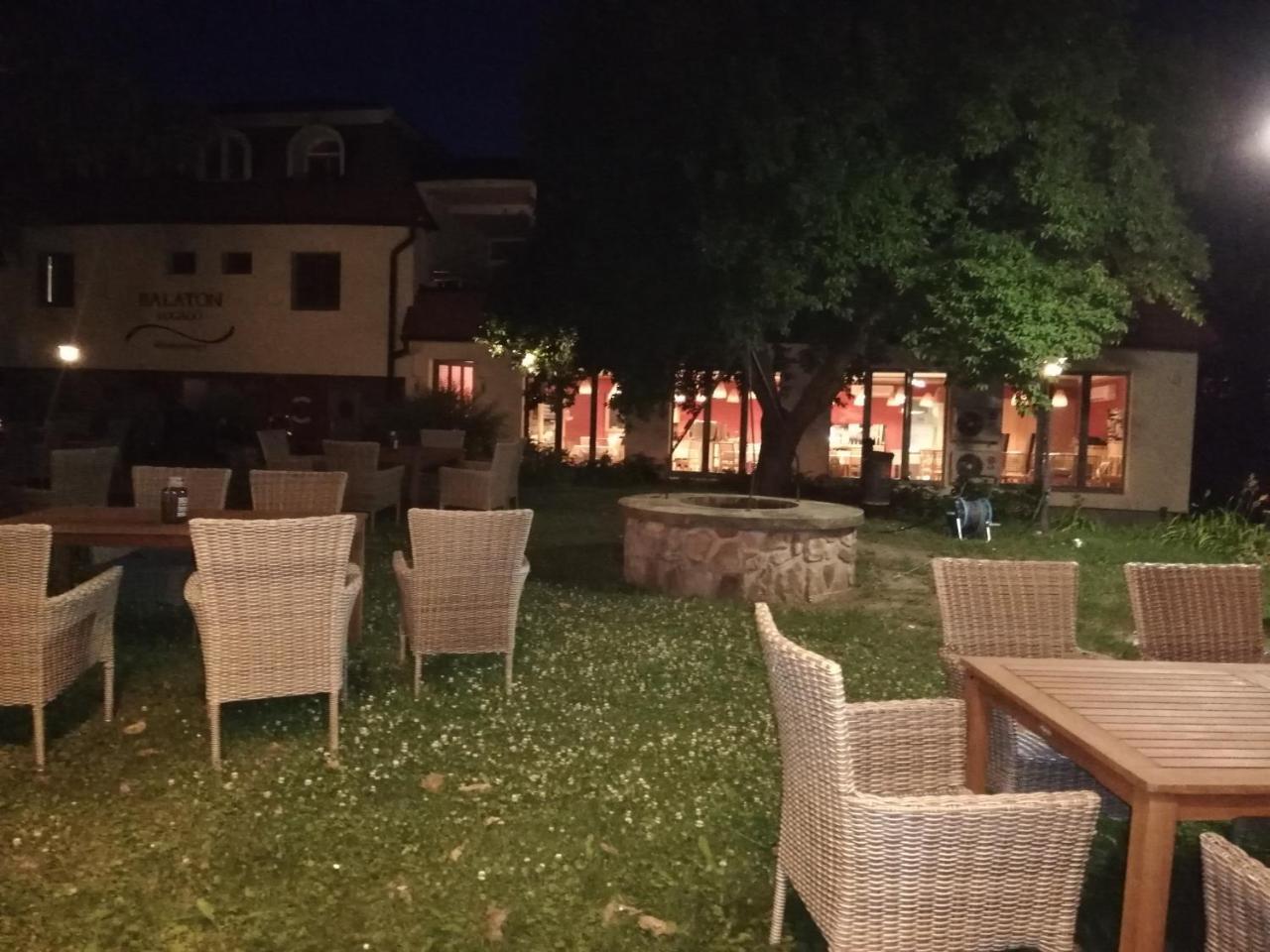 Ábrahámhegy Sziget23酒店 外观 照片